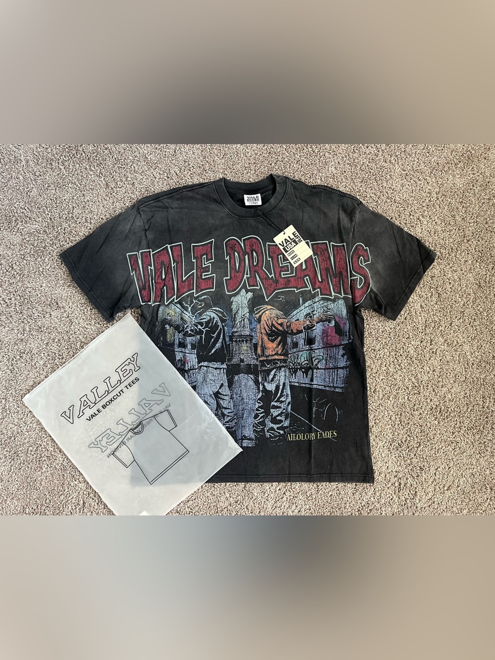 Vale-Forever Vale Dreams “All Glory Fades” T-Shirt size Large